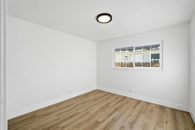 4023 E Fedora Avenue, Fresno, CA 93726