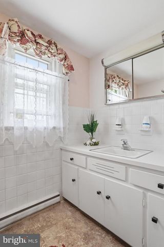 505 GLENN ST, Shippensburg, PA 17257