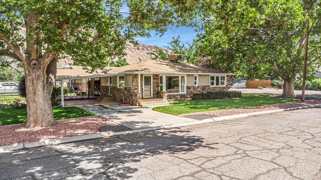 556 W 6th Street, Palisade, CO 81526