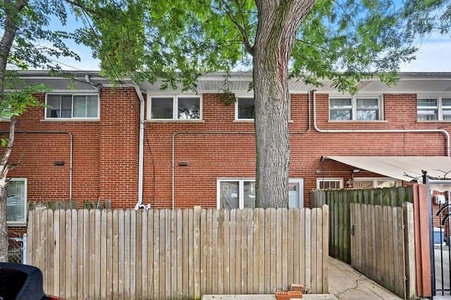1715 W Thome Avenue, Chicago, IL 60660