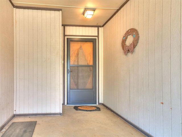 904 SE 15th Street, Moore, OK 73160