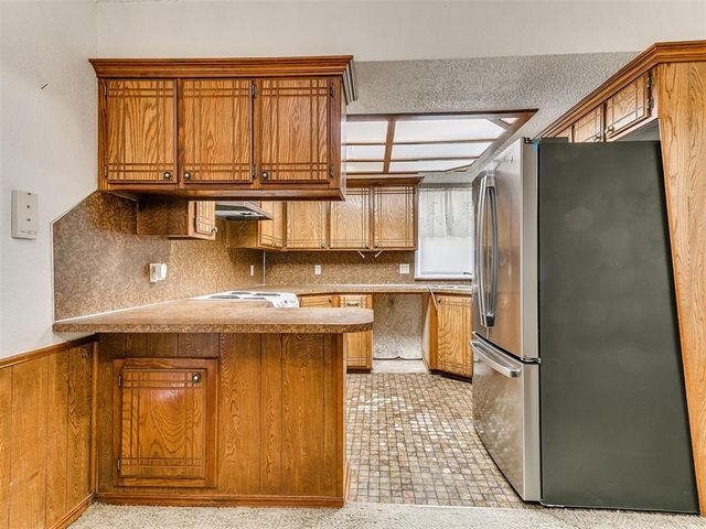 904 SE 15th Street, Moore, OK 73160