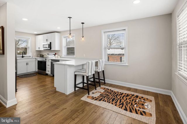 910 EDANN RD, Oreland, PA 19075