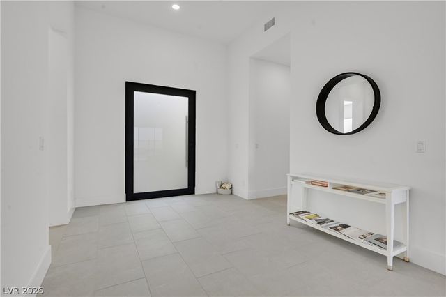 472 Sand Dune Arch Street, Las Vegas, NV 89138