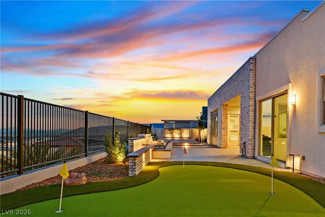 472 Sand Dune Arch Street, Las Vegas, NV 89138