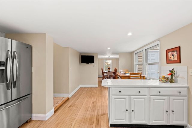 41 Red Spring Road, Andover, MA 01810