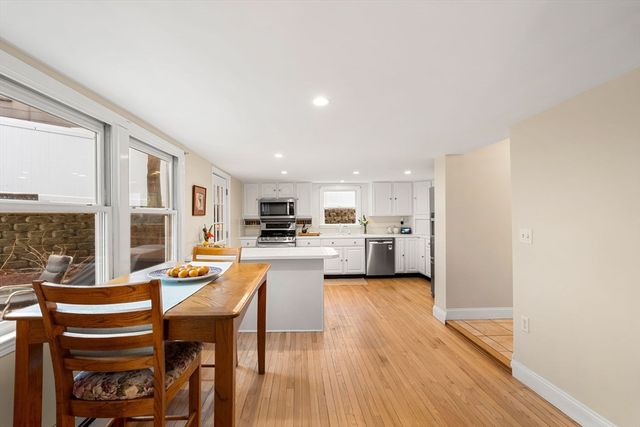 41 Red Spring Road, Andover, MA 01810