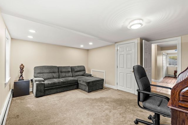 41 Red Spring Road, Andover, MA 01810