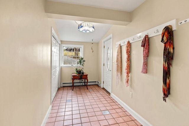 41 Red Spring Road, Andover, MA 01810