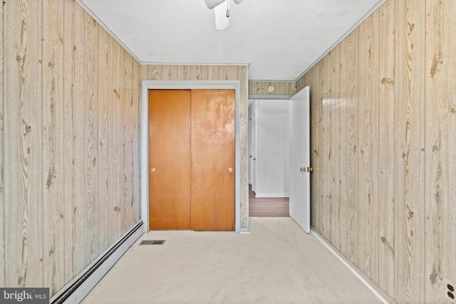 312 GLENWOOD CIR, Darby, PA 19023