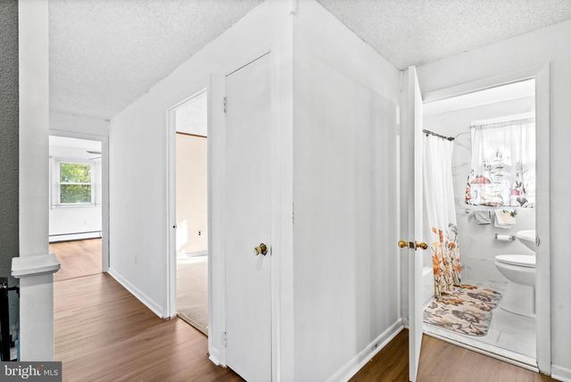 312 GLENWOOD CIR, Darby, PA 19023