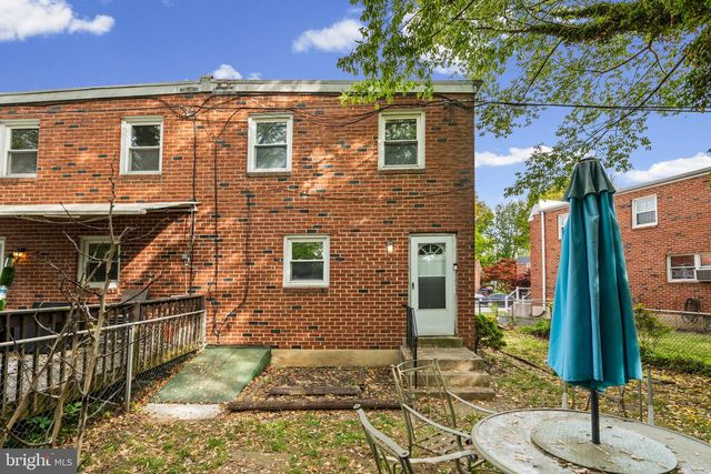 312 GLENWOOD CIR, Darby, PA 19023
