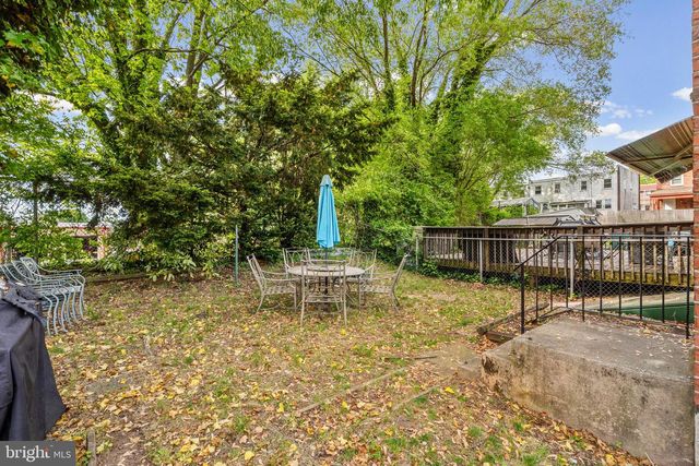 312 GLENWOOD CIR, Darby, PA 19023