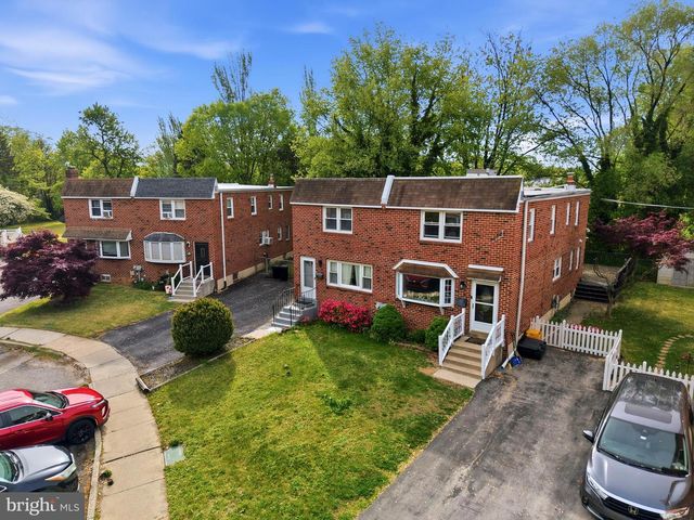 312 GLENWOOD CIR, Darby, PA 19023
