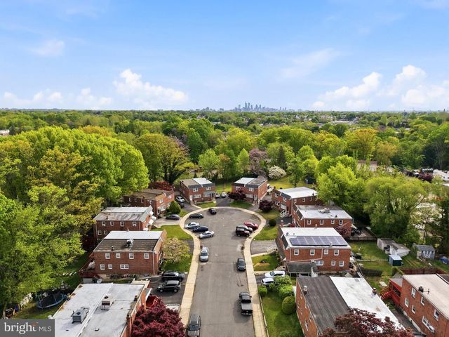 312 GLENWOOD CIR, Darby, PA 19023