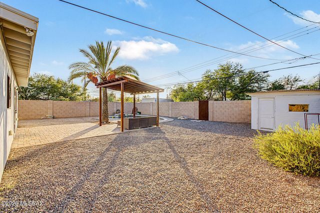 1115 E East Circle Drive, Tucson, AZ 85719