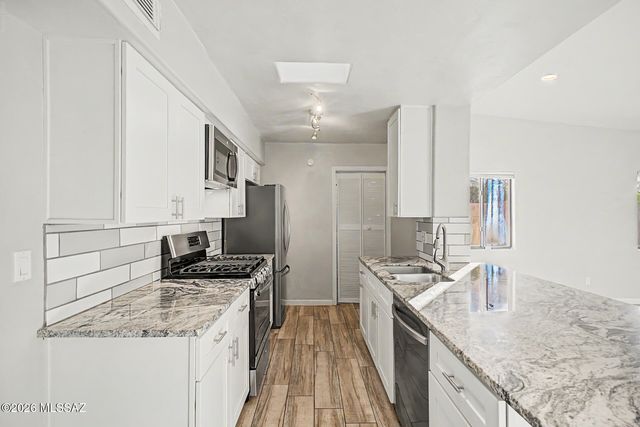 1115 E East Circle Drive, Tucson, AZ 85719