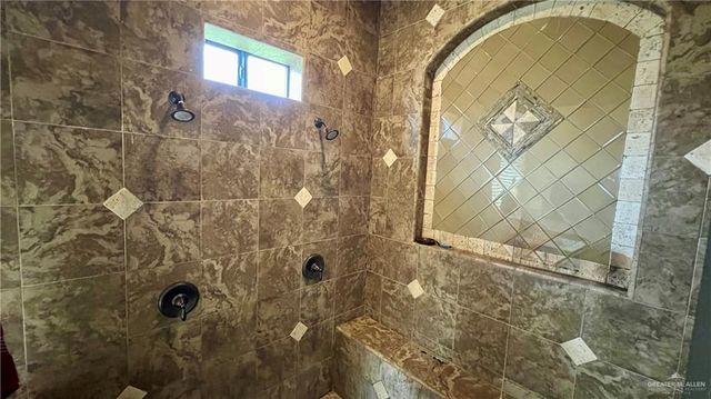 5117 W Hackberry Avenue, Mcallen, TX 78501