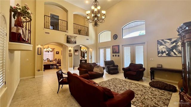 5117 W Hackberry Avenue, Mcallen, TX 78501