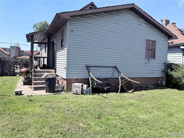 2124 Lee Avenue, Granite City, IL 62040