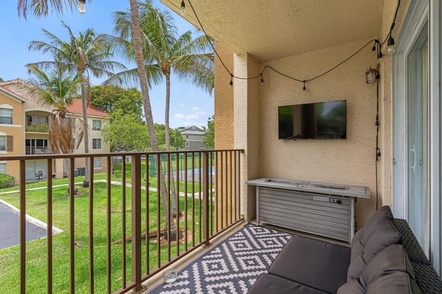4041 SAN MARINO Boulevard 202, West Palm Beach, FL 33409