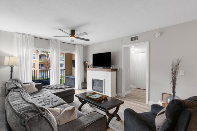 4041 SAN MARINO Boulevard 202, West Palm Beach, FL 33409
