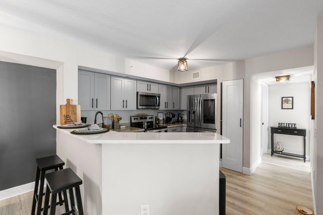 4041 SAN MARINO Boulevard 202, West Palm Beach, FL 33409
