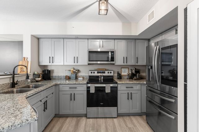 4041 SAN MARINO Boulevard 202, West Palm Beach, FL 33409