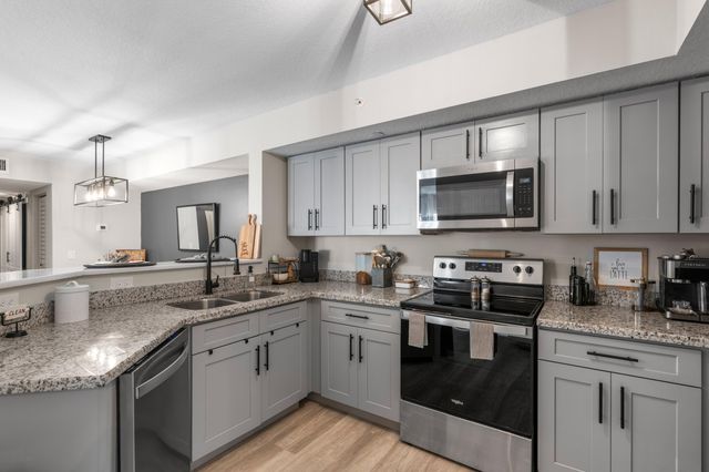 4041 SAN MARINO Boulevard 202, West Palm Beach, FL 33409