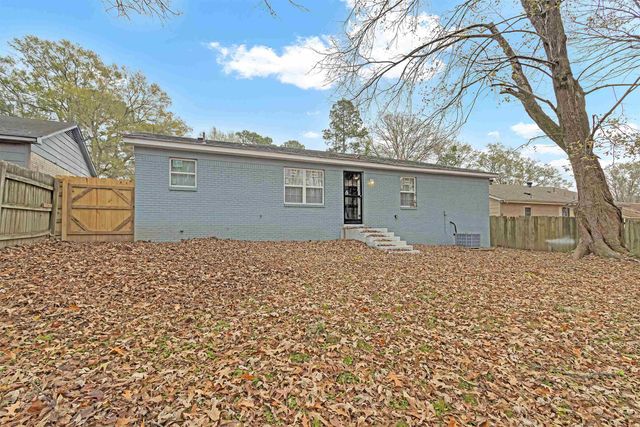 4053 HALIBURTON ST, Memphis, TN 38128