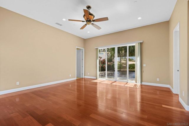 1520 Merritt Drive, El Cajon, CA 92020