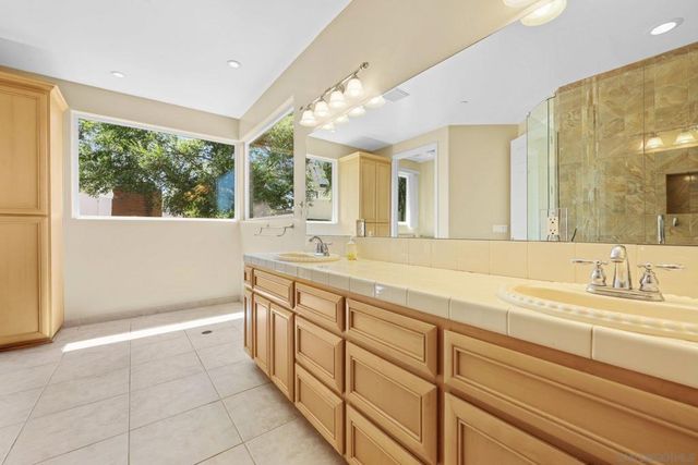 1520 Merritt Drive, El Cajon, CA 92020