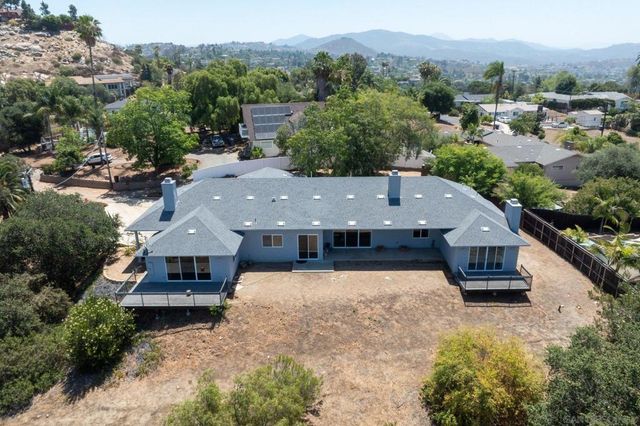 1520 Merritt Drive, El Cajon, CA 92020