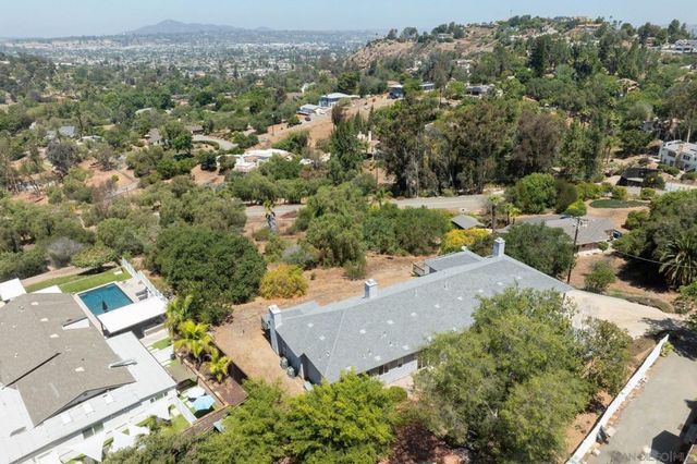 1520 Merritt Drive, El Cajon, CA 92020