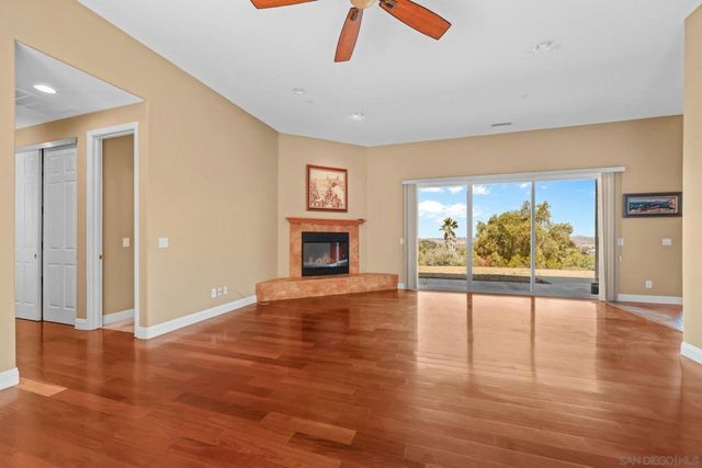 1520 Merritt Drive, El Cajon, CA 92020