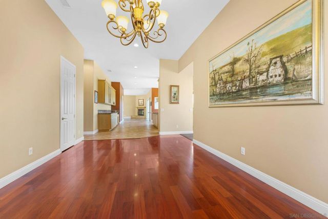 1520 Merritt Drive, El Cajon, CA 92020
