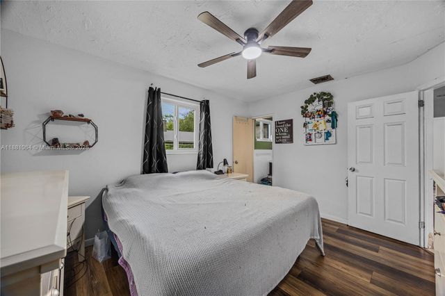 4450 SW 24th St, Fort Lauderdale, FL 33317