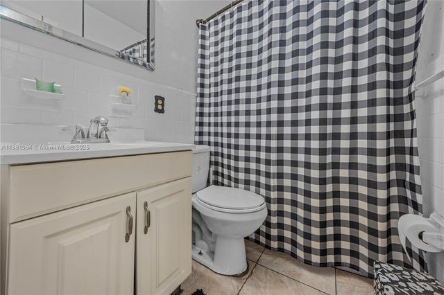 4450 SW 24th St, Fort Lauderdale, FL 33317