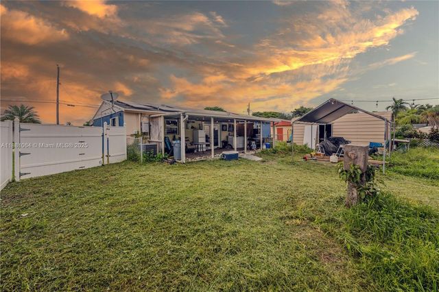 4450 SW 24th St, Fort Lauderdale, FL 33317