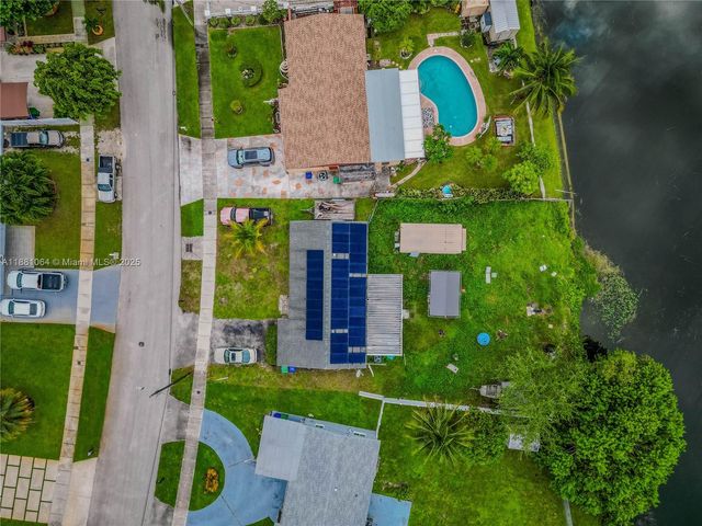 4450 SW 24th St, Fort Lauderdale, FL 33317