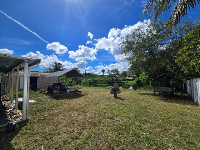 4450 SW 24th St, Fort Lauderdale, FL 33317