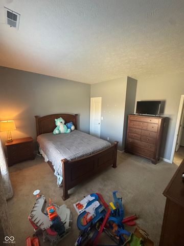 5914 Edelle Drive, Indianapolis, IN 46237