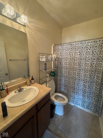 5914 Edelle Drive, Indianapolis, IN 46237