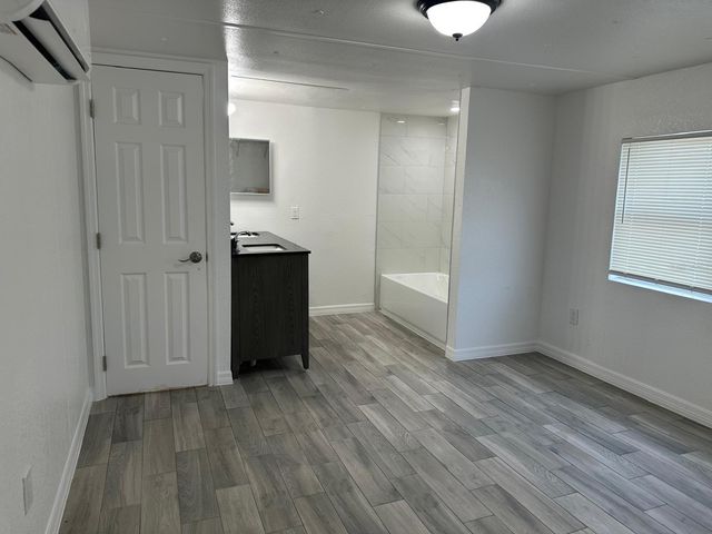 3061 CRYSTAL HILLS DRIVE, Lakeland, FL 33801