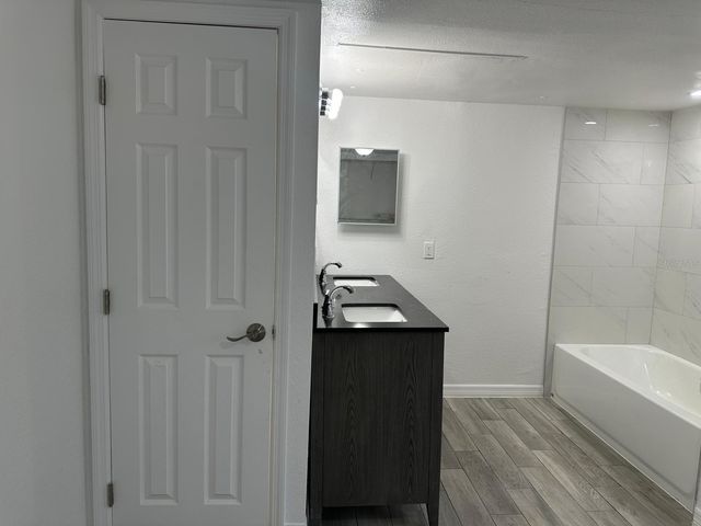 3061 CRYSTAL HILLS DRIVE, Lakeland, FL 33801