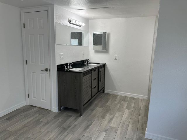 3061 CRYSTAL HILLS DRIVE, Lakeland, FL 33801