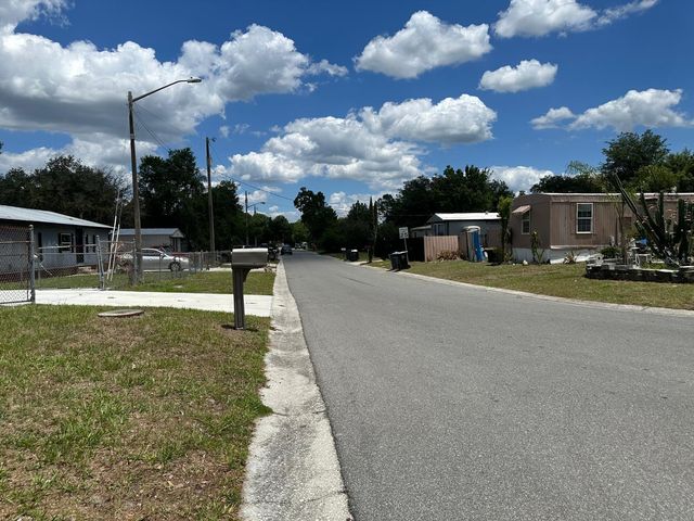 3061 CRYSTAL HILLS DRIVE, Lakeland, FL 33801