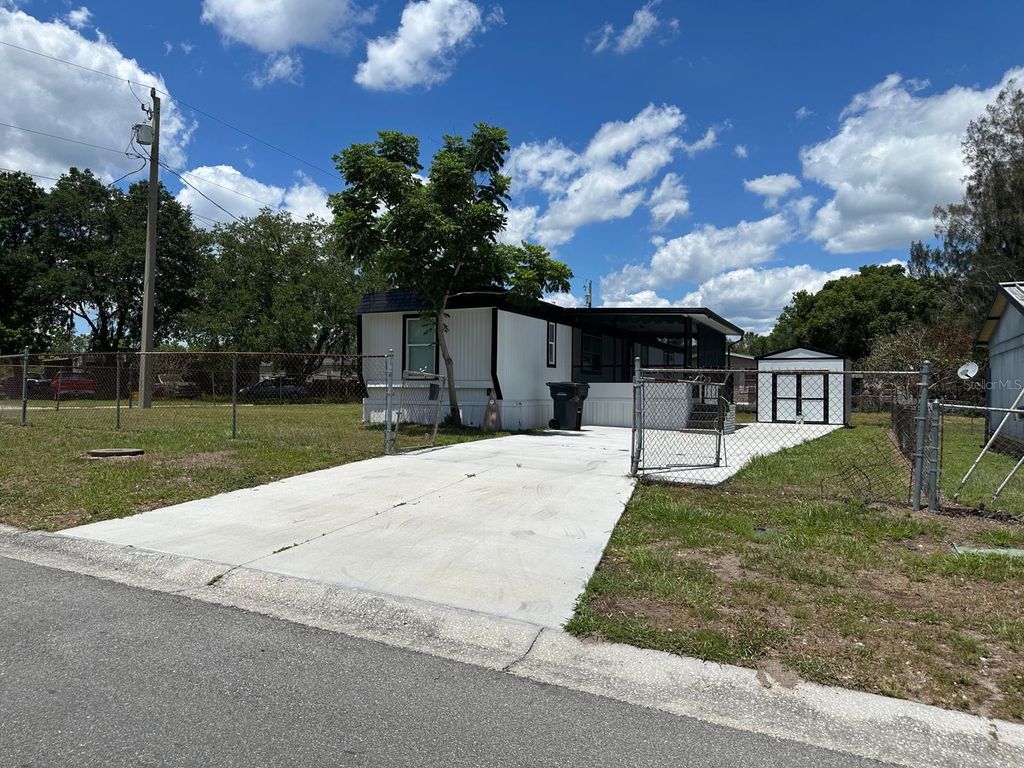 3061 CRYSTAL HILLS DRIVE, Lakeland, FL 33801