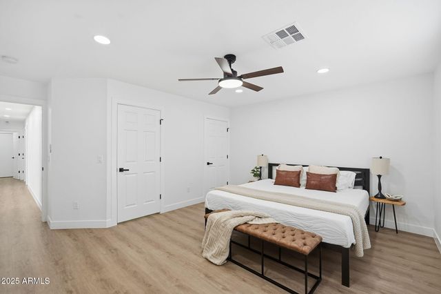 5658 E FLOSSMOOR Avenue, Mesa, AZ 85206