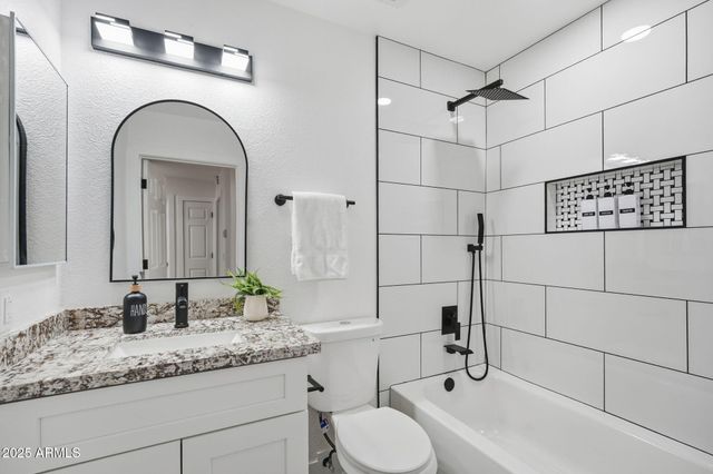 5658 E FLOSSMOOR Avenue, Mesa, AZ 85206